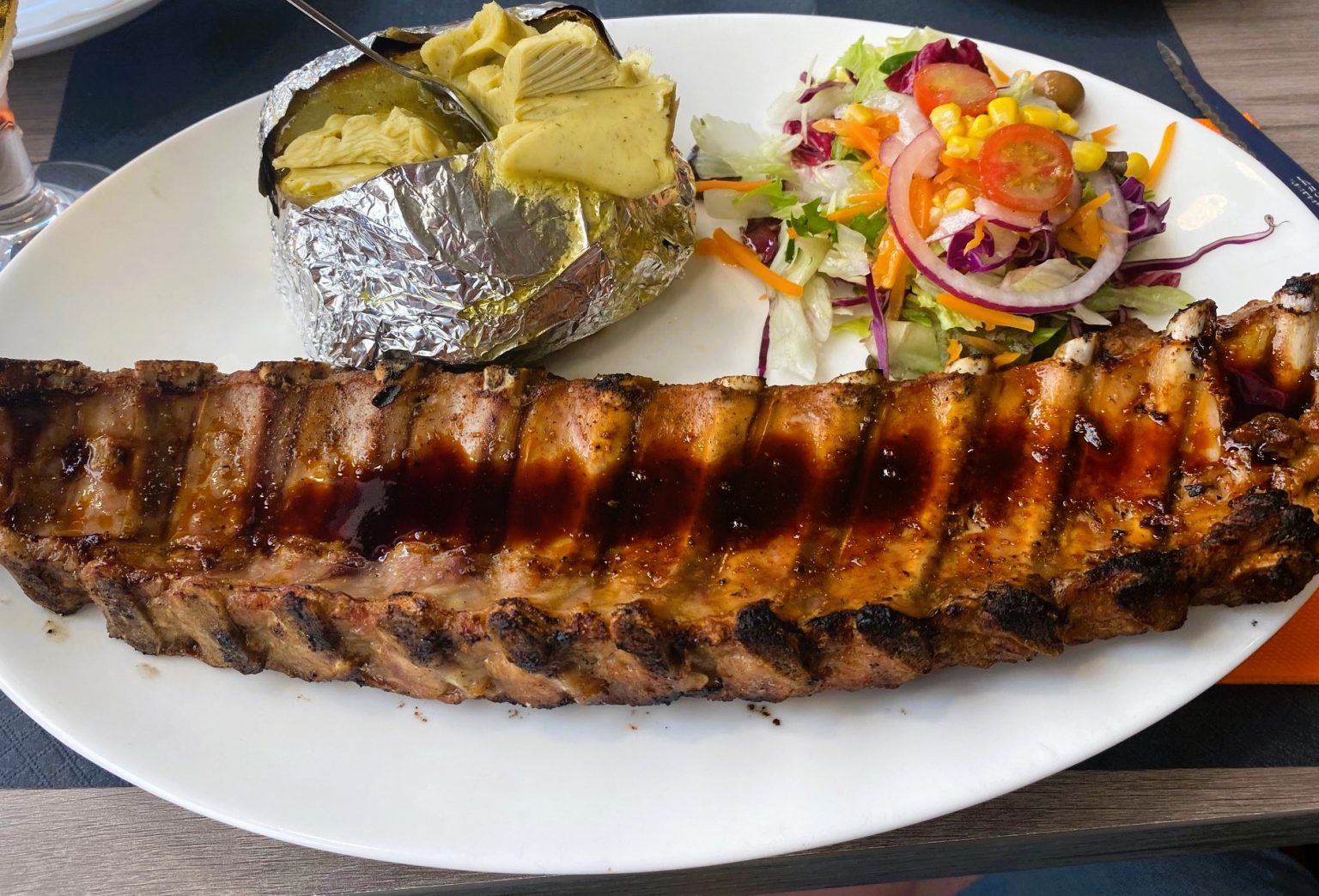 Dónde comer en La Mola Formentera, Can Ribs Braseria