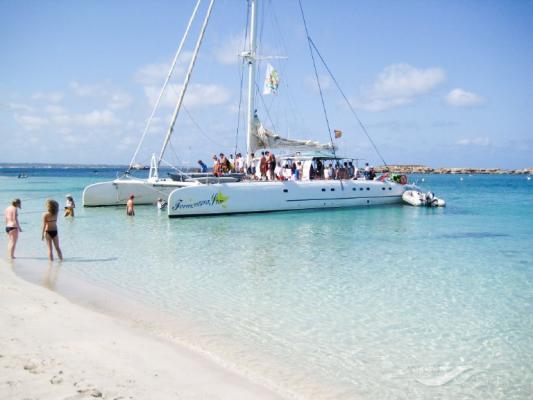 ESCURSIONE - CATAMARANO DIURNO